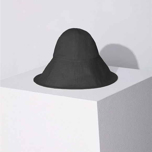 Janessa Leone Accessories - JANESSA LEONE size Small
Franco Packable Hat Is Sold Out